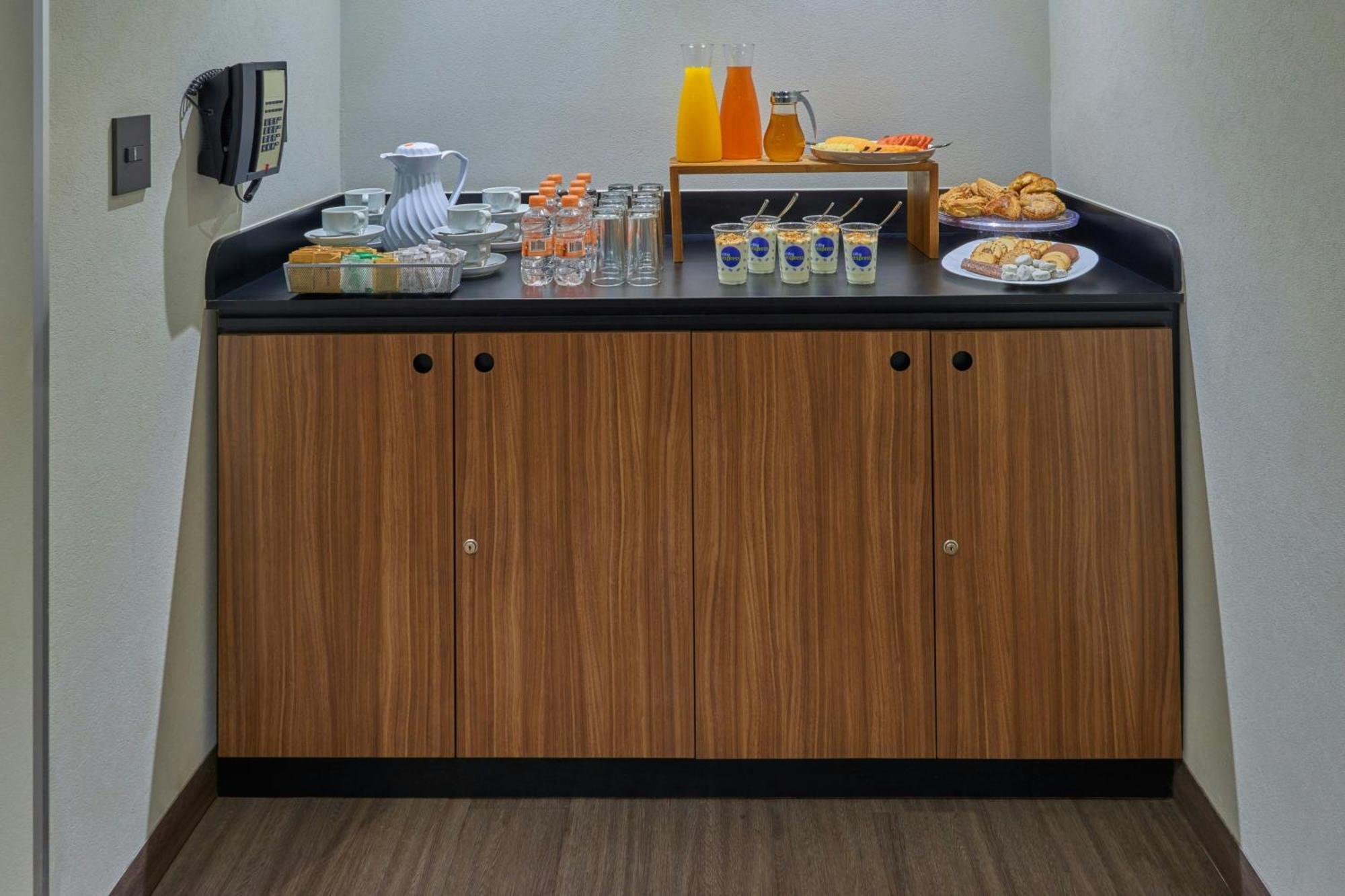City Express By Marriott Guaymas Exterior photo